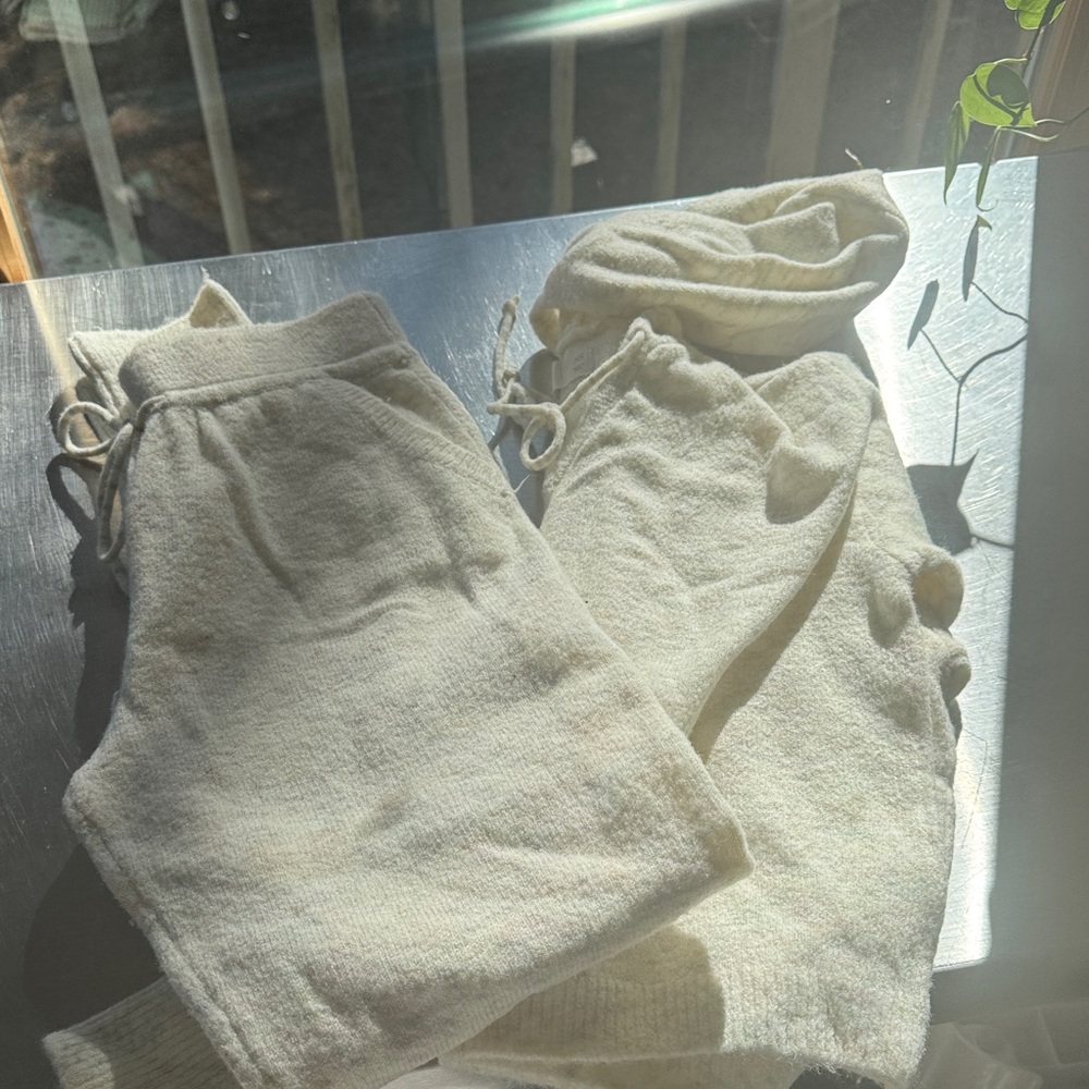 SO Cream Sweater Set: Cropped top and Straight Leg Pants